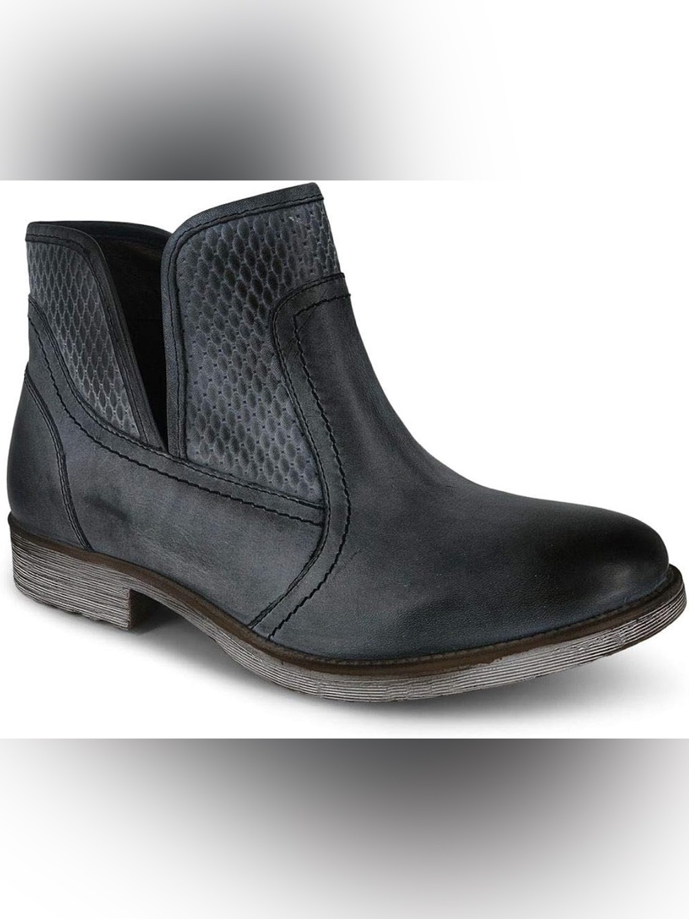 Roan New Women's Gossip Bootie size 6.5